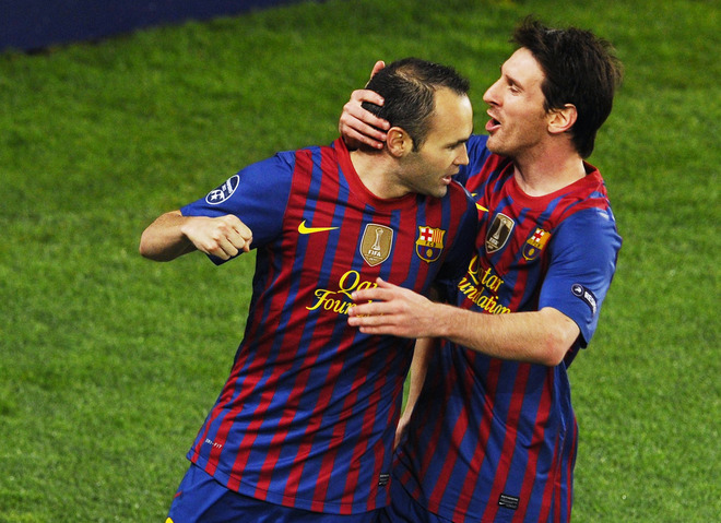  AC米兰高空轰炸奏效，吉鲁头球双响炮定胜局  